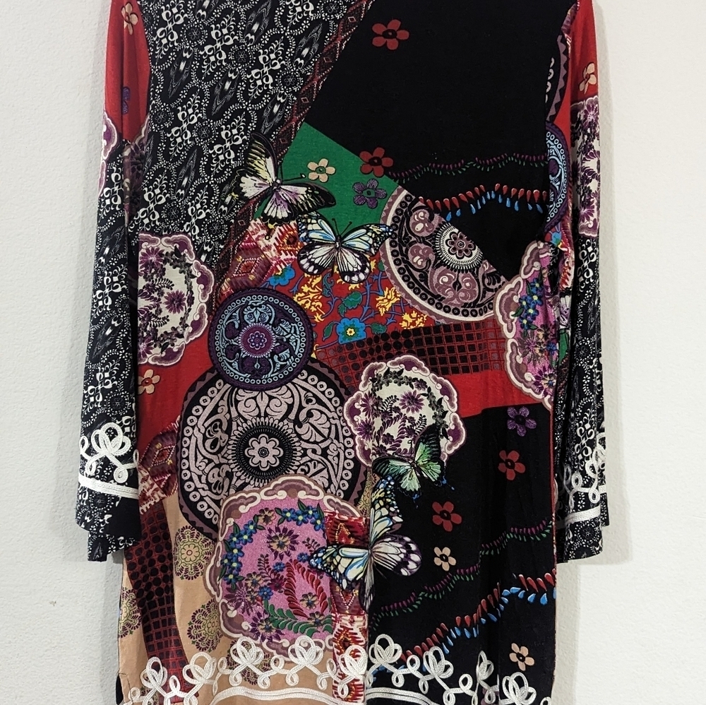 V Cristina Women's LS Embroidered Floral V Neck Top Black - Picture 5 of 8